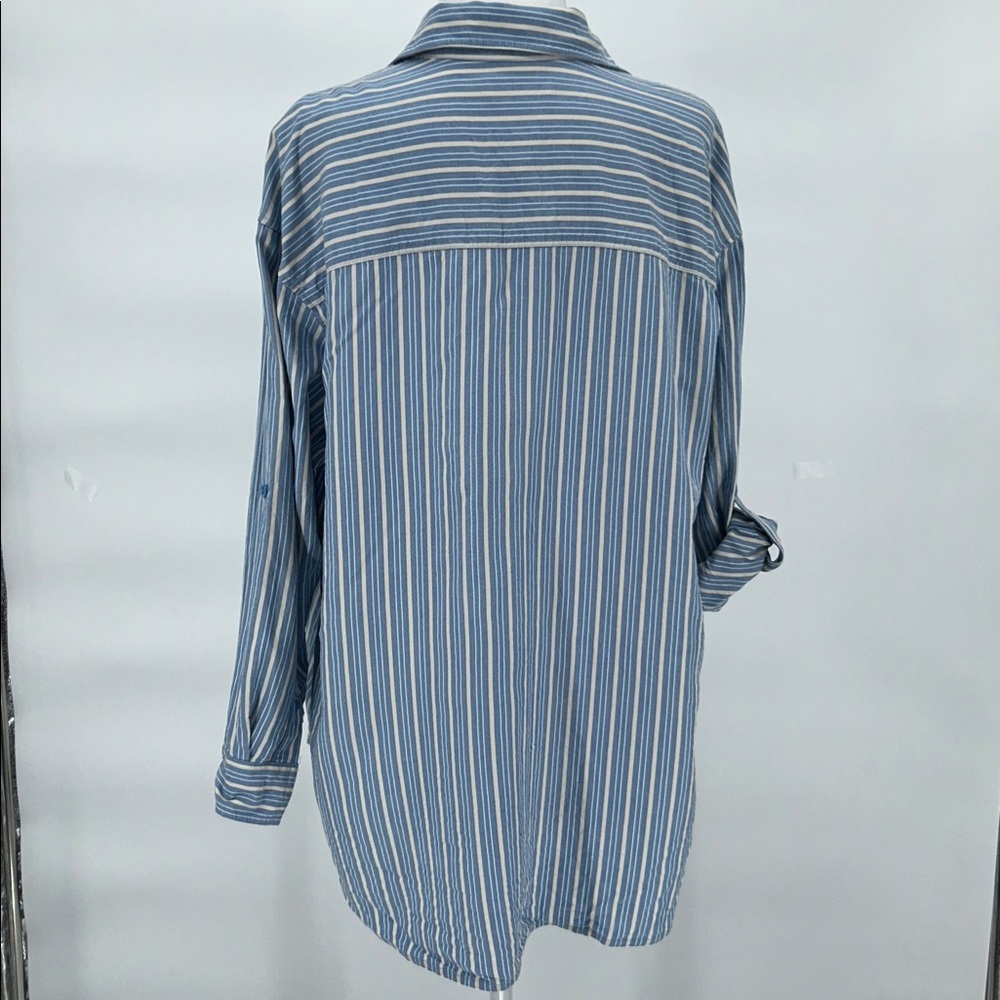 Babaton Aritzia archive button down shirt light blue white stripe size Xs - Picture 4 of 10
